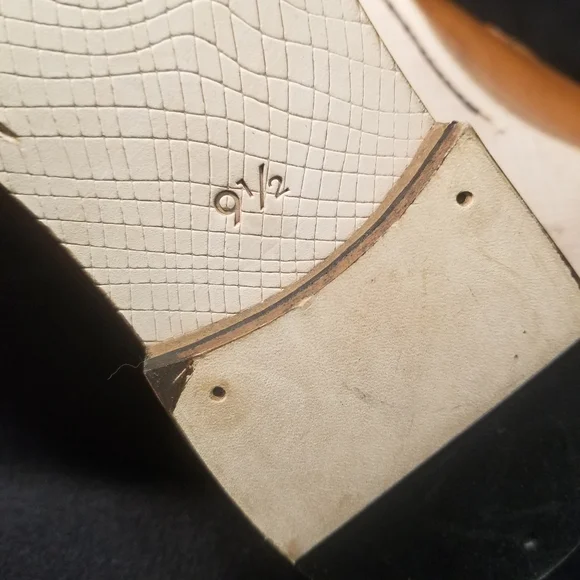 NEW Nettleton Loafers
